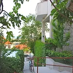 Apartment Kike Split