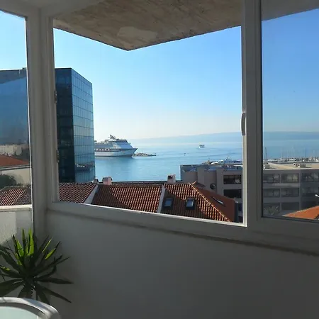 شقة Kike&ana سبليت